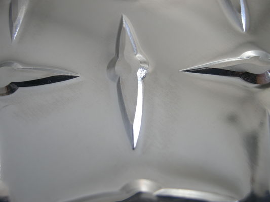 Лист плиты контролера диаманта алюминиевый для украшать пол автомобиля